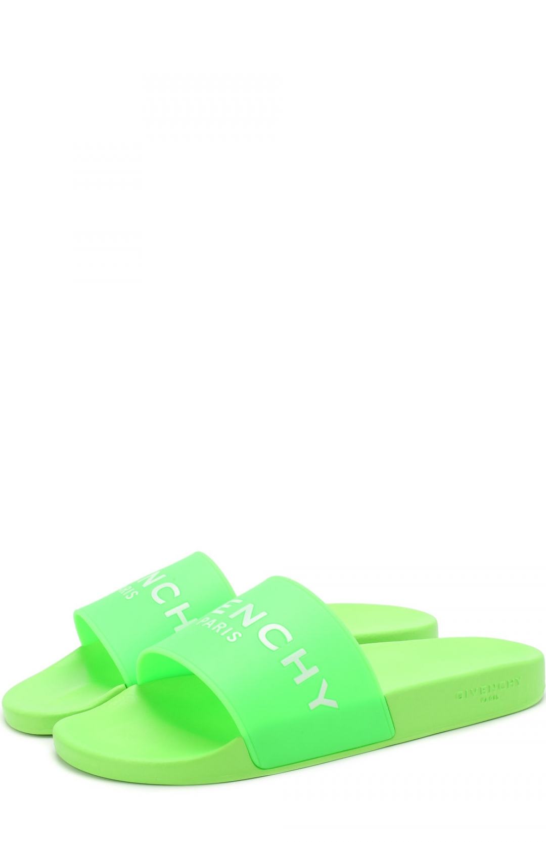 Шлепанцы Givenchy, 18 950 рублей (ДЛТ)
