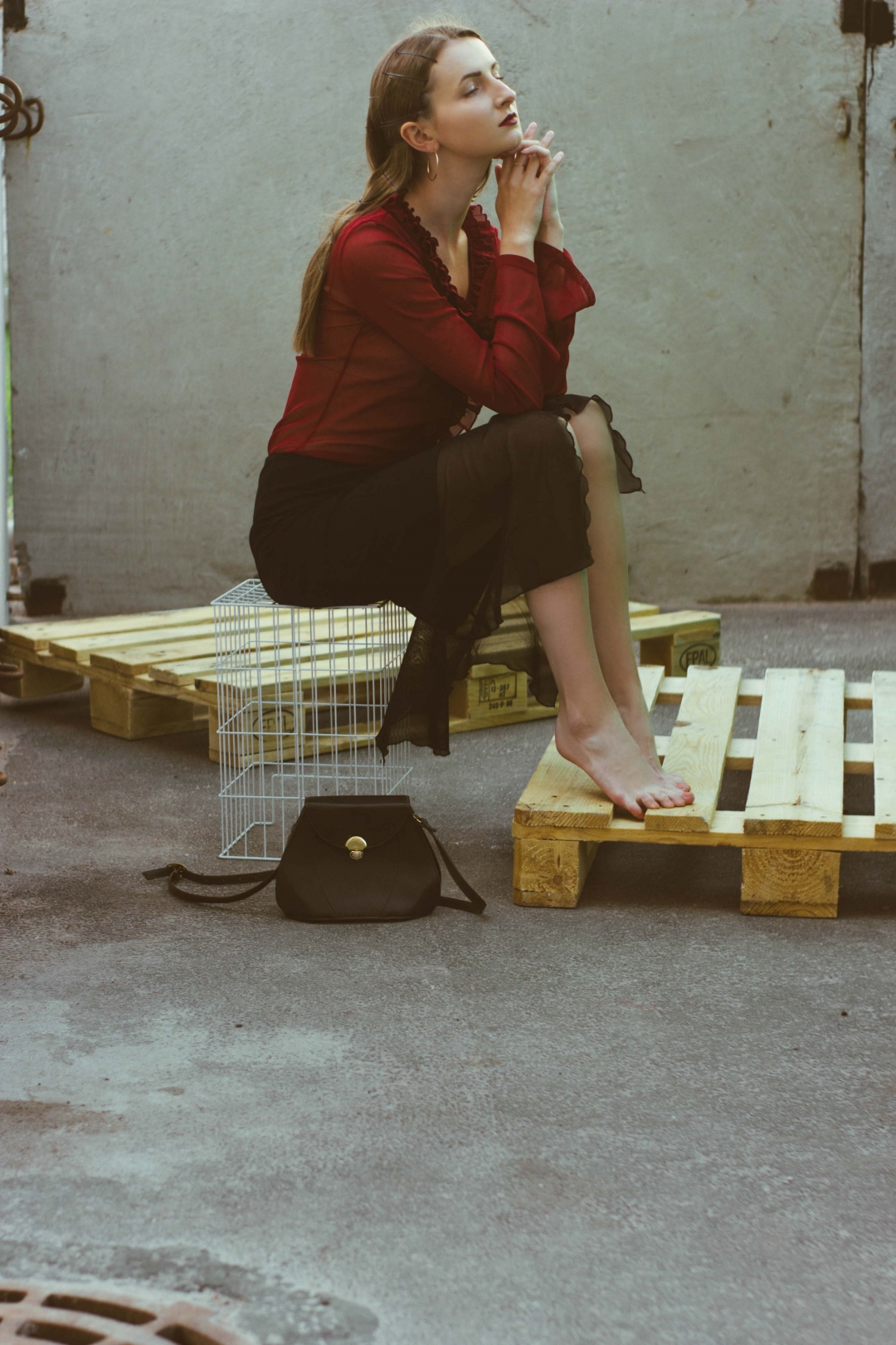 Лукбук «MD Уделка» с вещами с блошиного рынка, собранными Алиной Вайндрук