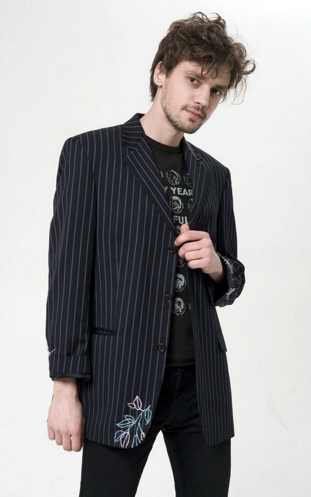 Лукбук Second kent с кастомизированной одеждой из секонд-хенда — идея петербуржца Александра Ванина