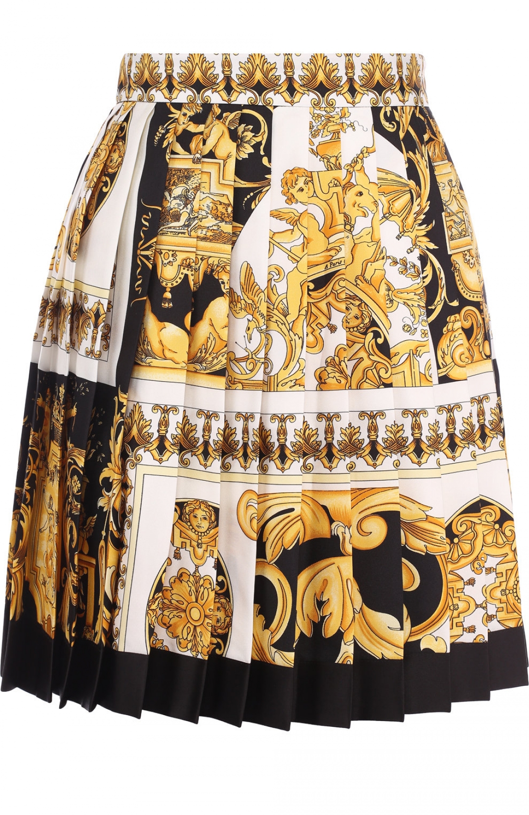 Versace, 69 650 рублей (вместо 99 500 рублей)