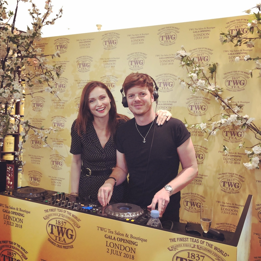 С мужем Ричардом Джонсом