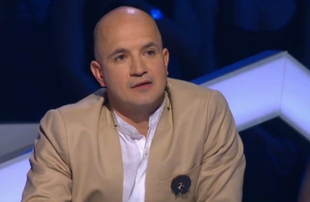 Егор Дружинин со значком waf-waf