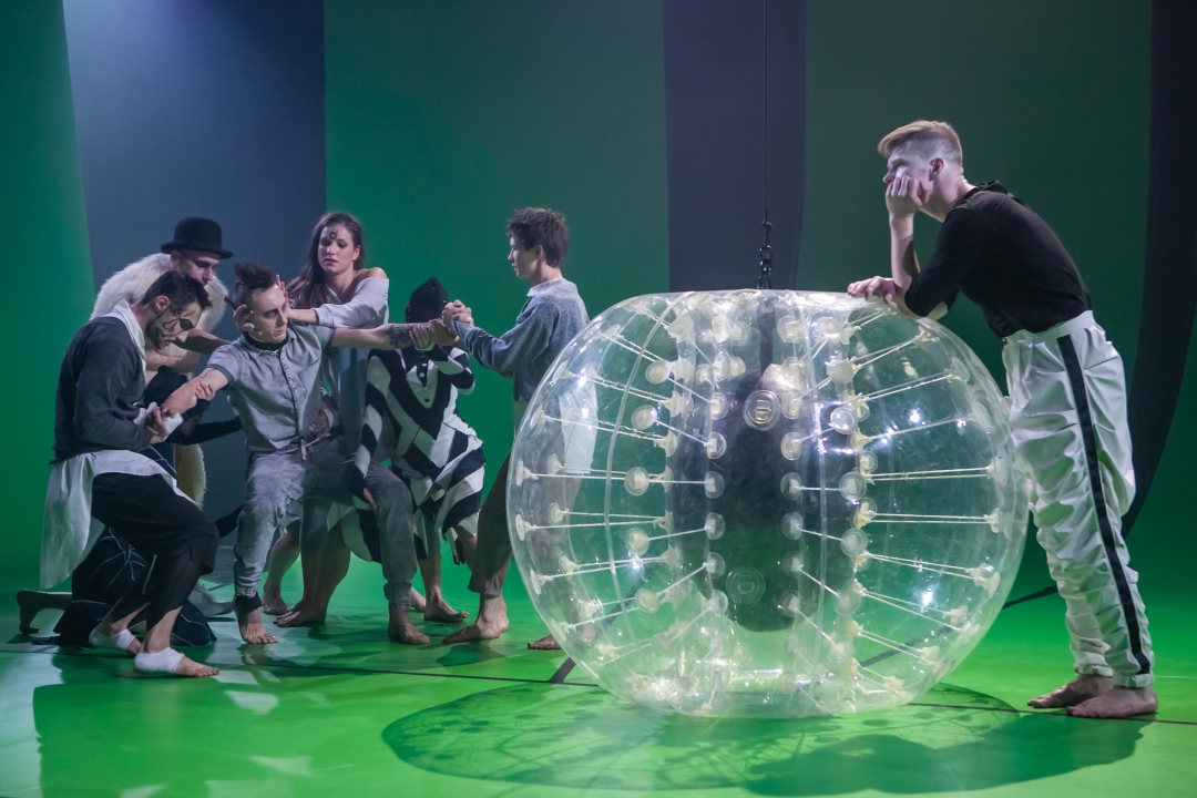 «В режиме ожидания Годо»