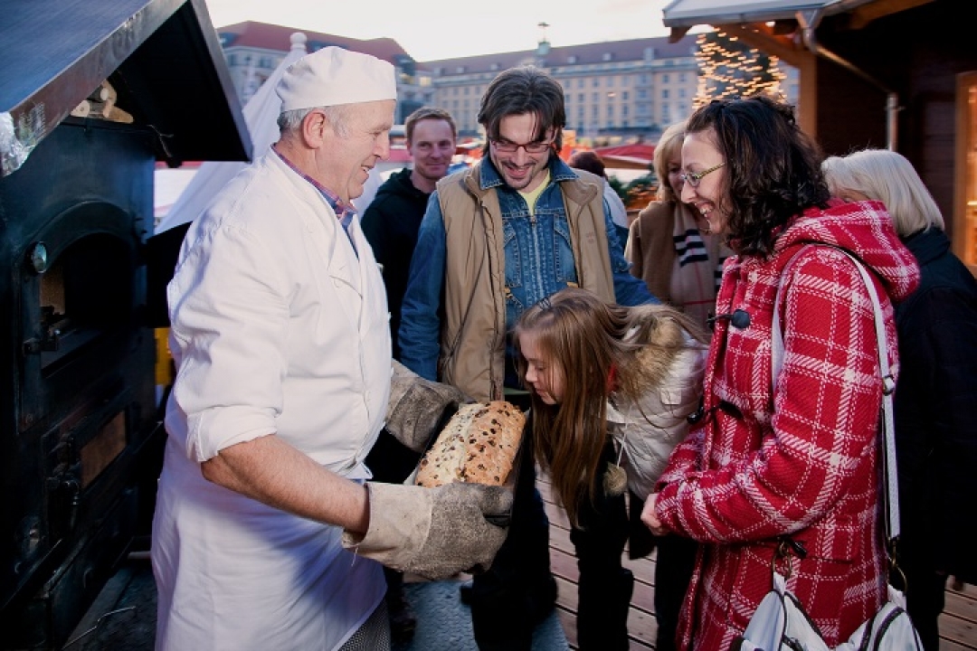 Рождественская ярмарка в Дрездене. Фото Sylvio Dittrich