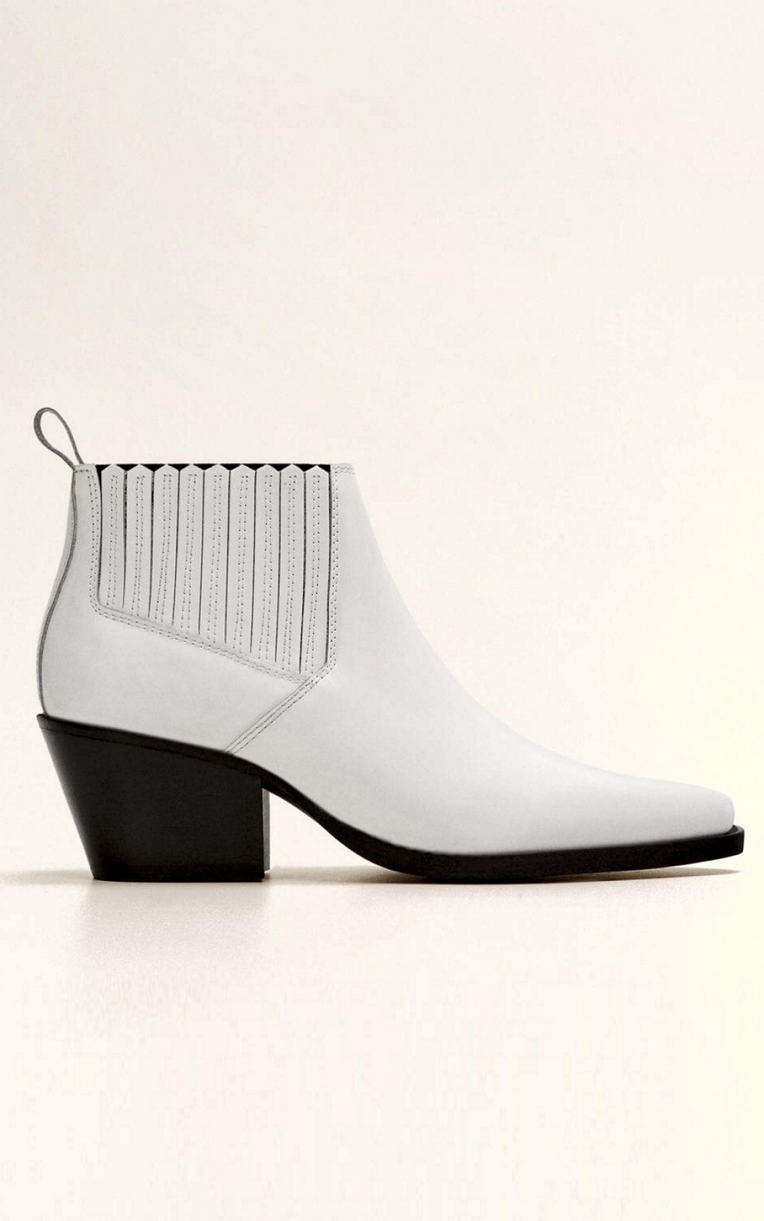 Mango, 8999 рублей (Mango)