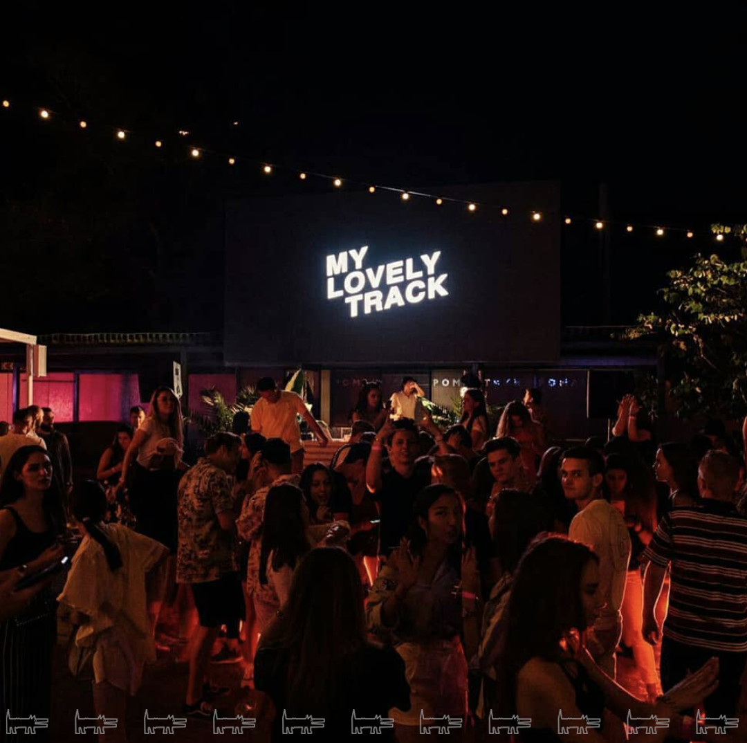 Миля – бар, ресторан, бассейн и возможность установить свой фудкорт. Ельшанская наб.