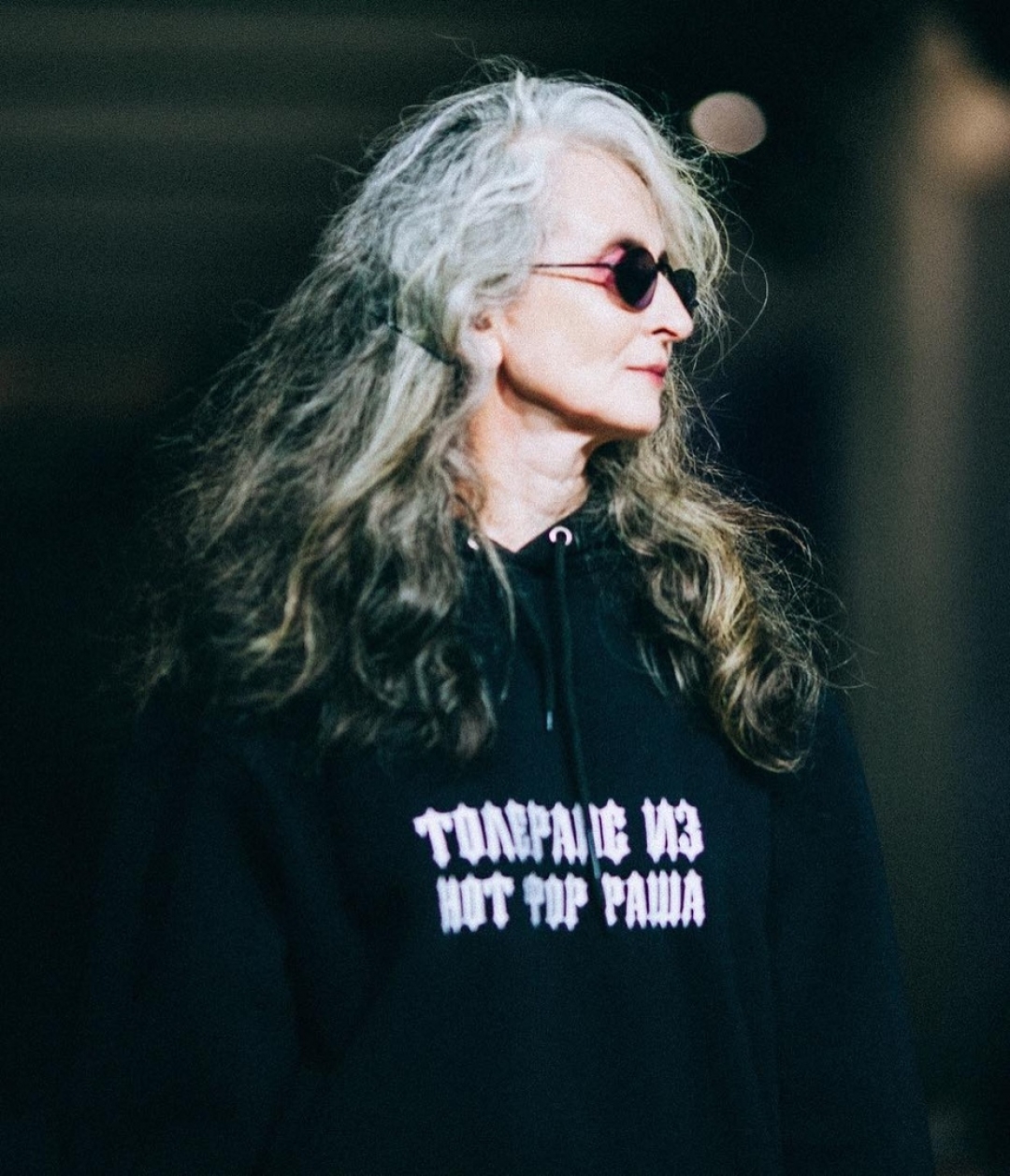 Софья Александрова на показе коллекции Roma Uvarov Design