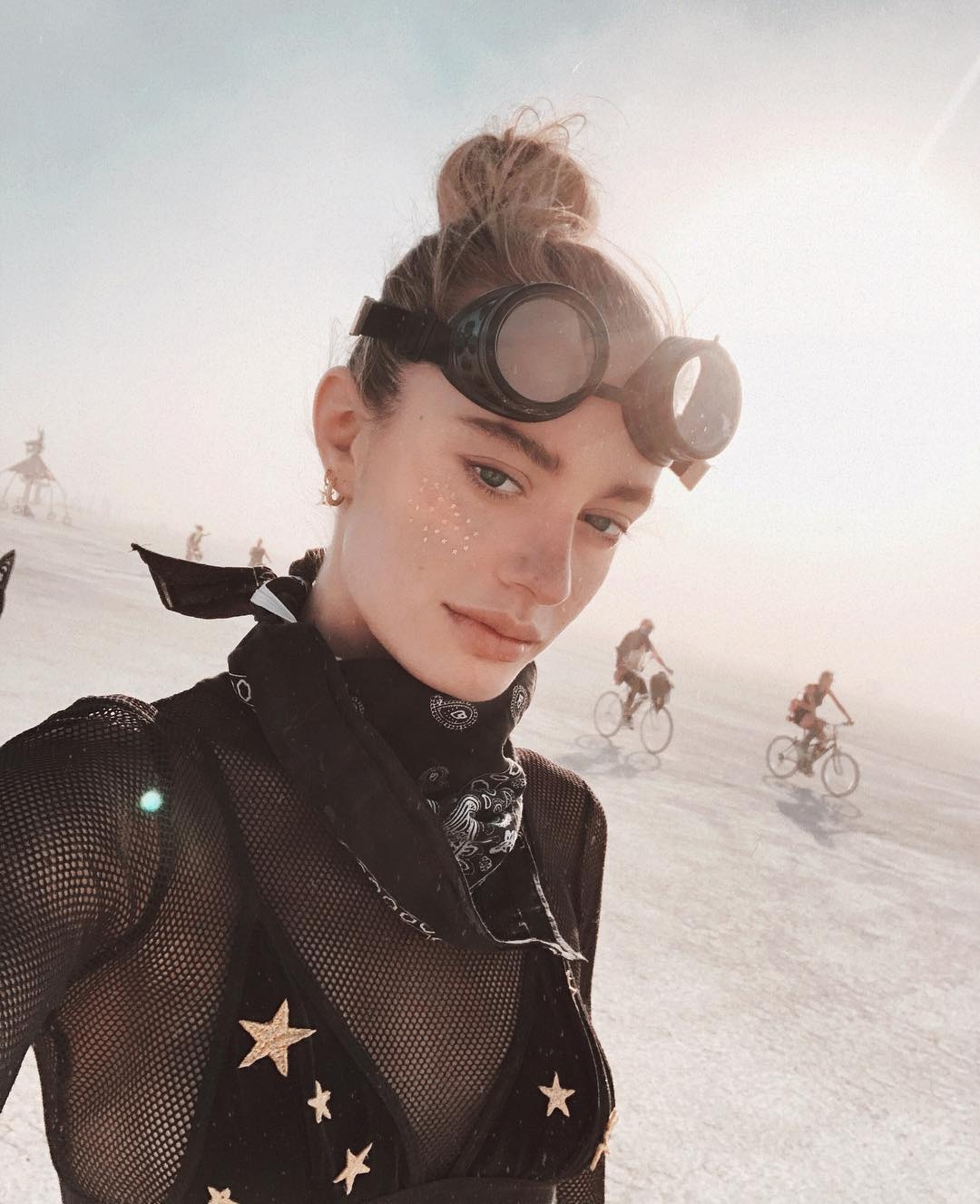 Соня Есьман, @sonyaesman
