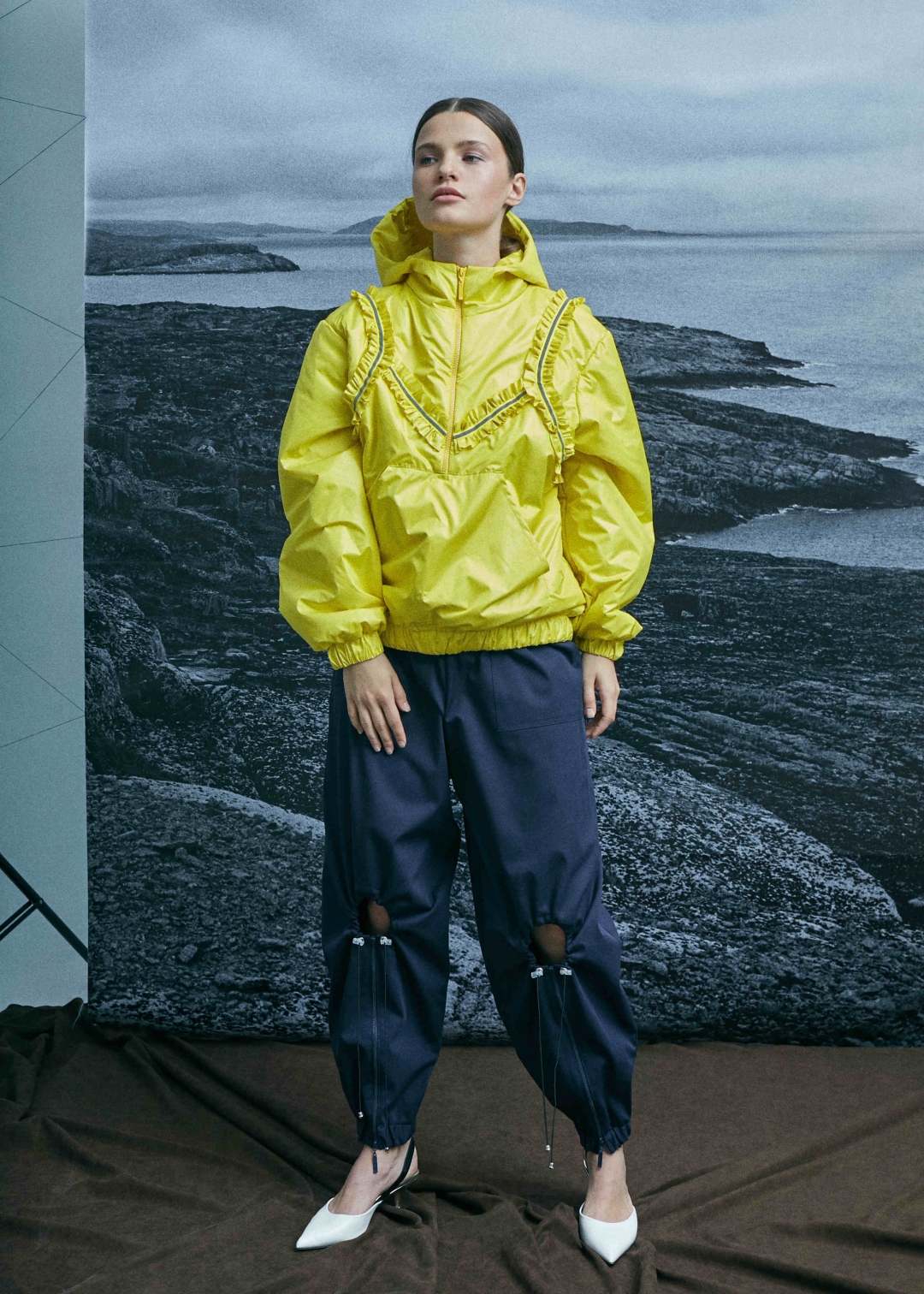 Женская куртка MUUS Lena Maksimova, 25 000 рублей (lenamaksimova.com)