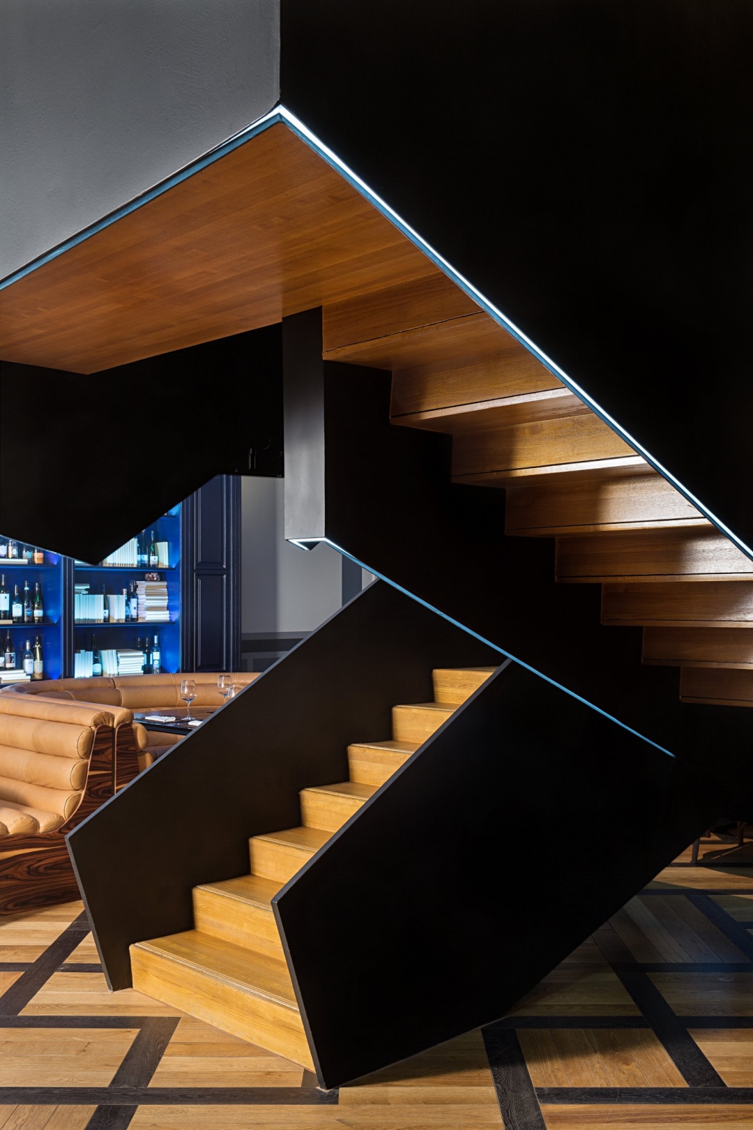 Ресторан Malewicz, Нижний Новгород, дата открытия: 07.08.2014Посадочных мест: 274