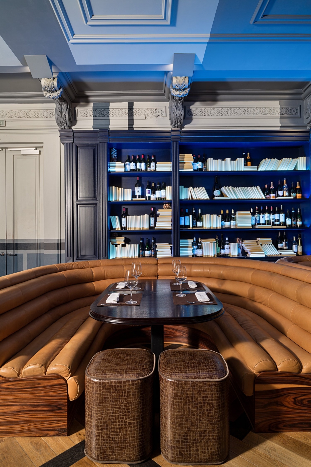 Ресторан Malewicz, Нижний Новгород, дата открытия: 07.08.2014Посадочных мест: 274