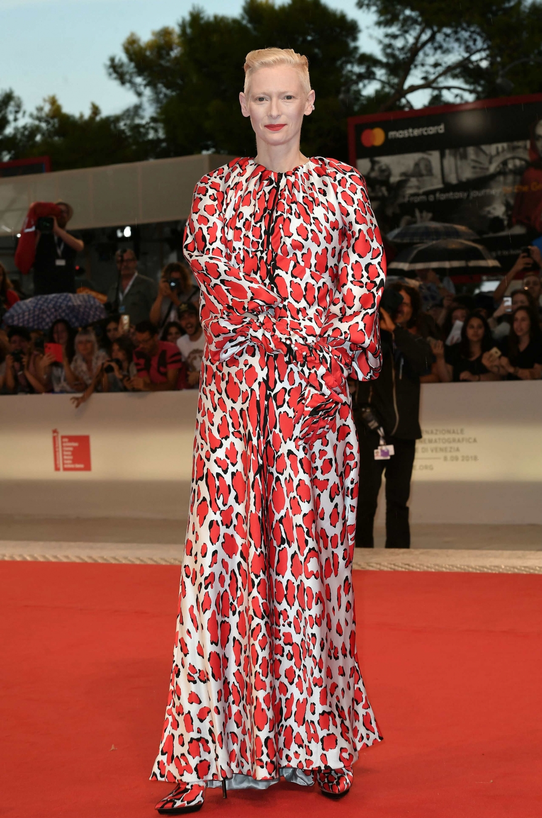 Тильда Суинтон в Schiaparelli