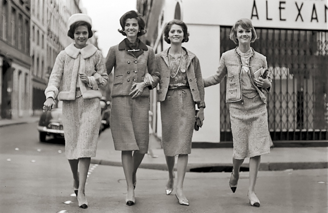 Твидовые костюмы Chanel