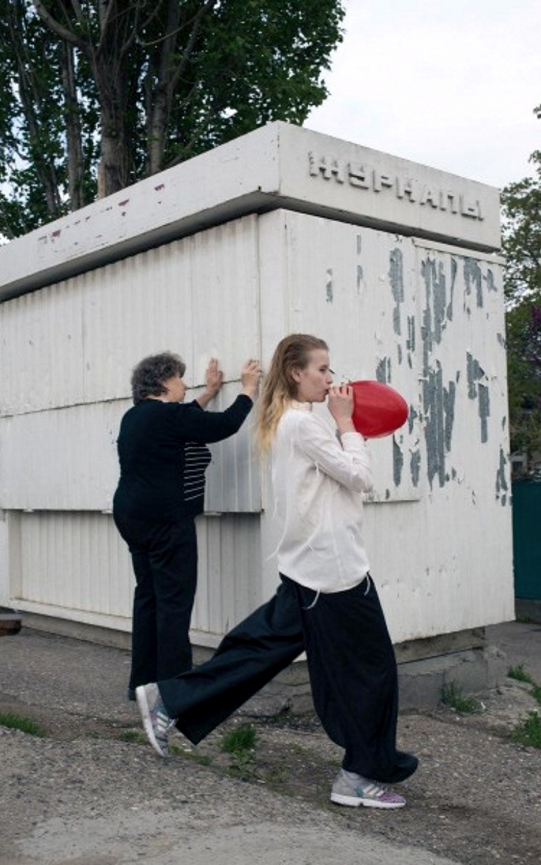 Проект фотографа Кати Туркиной Me & Them. Back home with Alice.