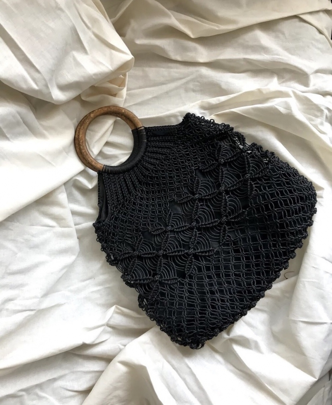 Avos'ka Vintage, 2500 рублей (instagram.com/avoska.vintage)