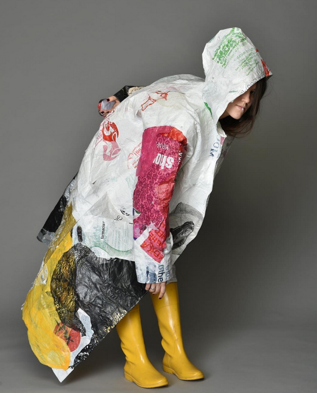 Дождевик Plasticdoom из полиэтиленовых пакетов