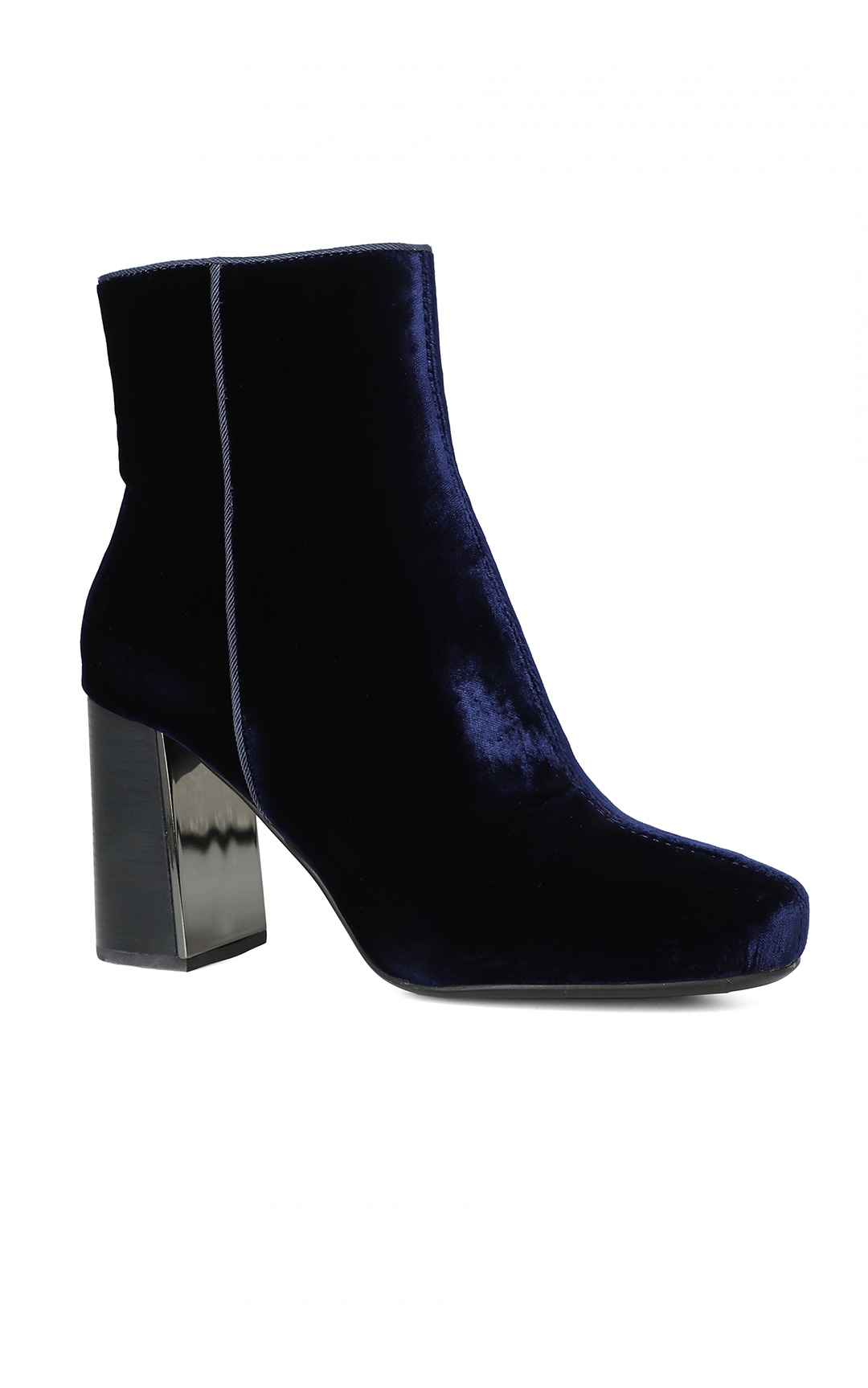 Lola Cruz, 8740 рублей