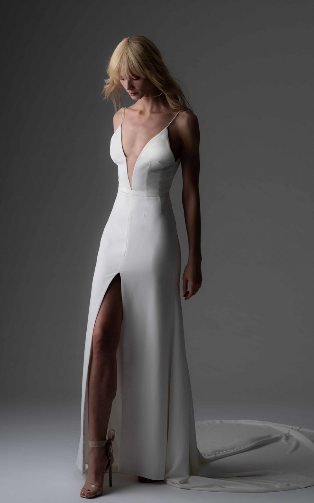 Alyne by Rita Vinieris