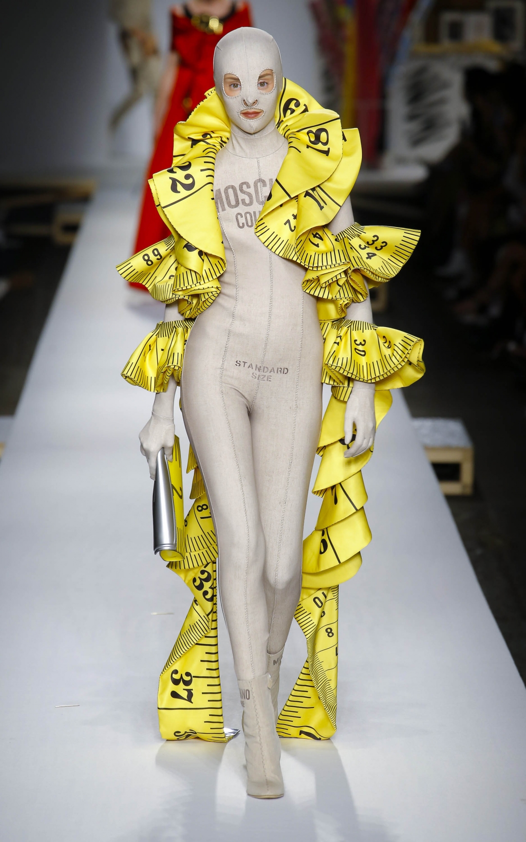 Moschino, весна-лето 2019