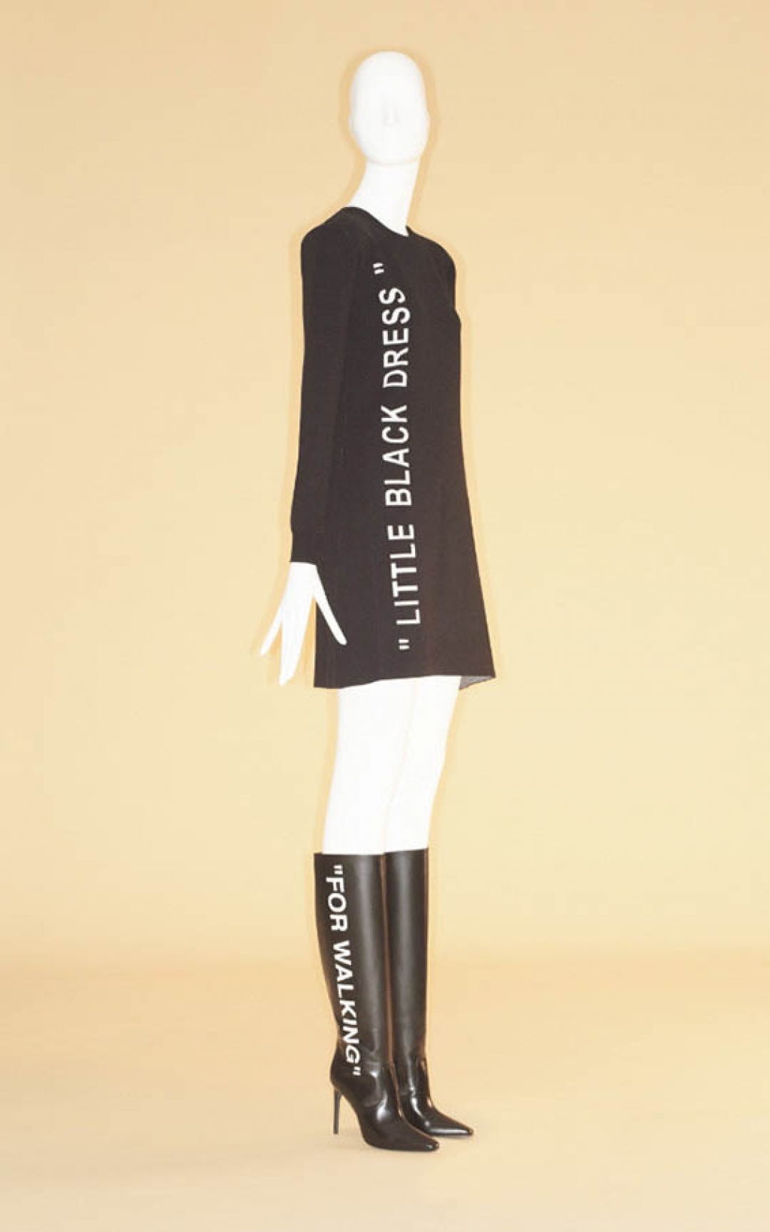 Предполагаемые экспонаты выставки Метрополитен-музея: платье Off-White, pre-fall 2018