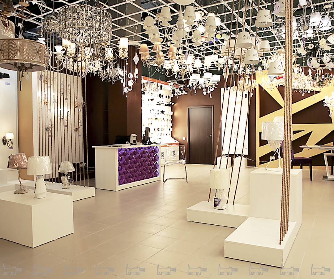 Дизайнерские люстры способны стать «сердцем» любого пространства и оживить его.