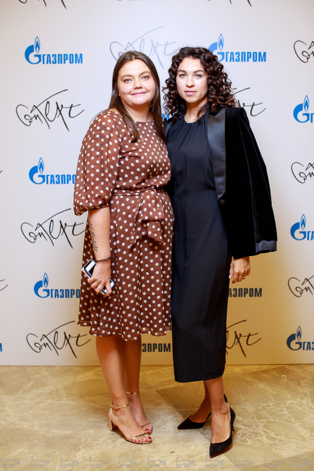 Роксана Шатуновская, Софья Капкова