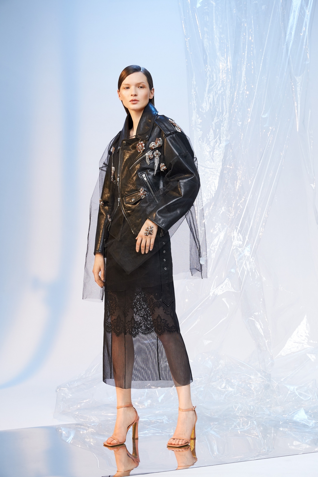 Лукбук ДЛТ fashion show, весна-лето 2018