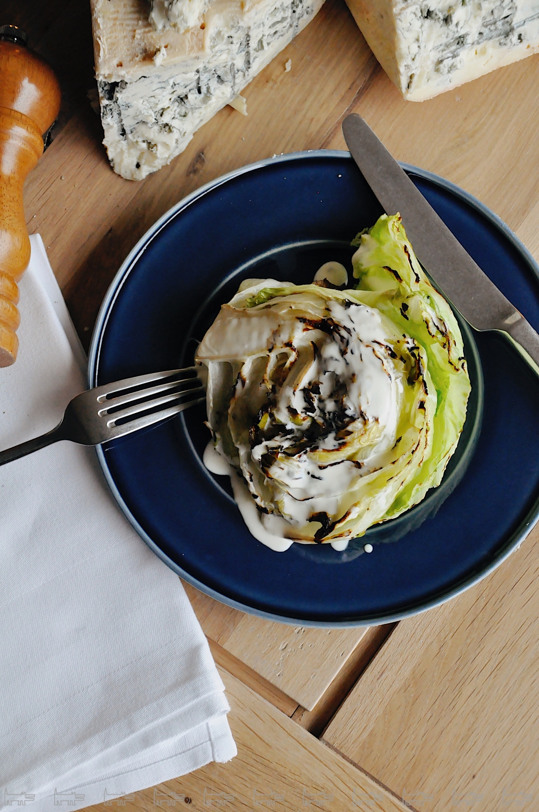 Айсберг с горгонзолой, Grill Station