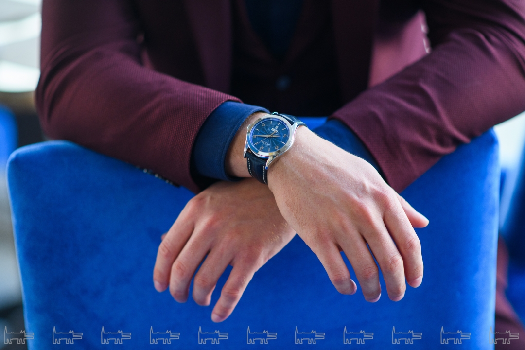 Часы Armand Nicolet, 134 400 руб. («Эталон»)