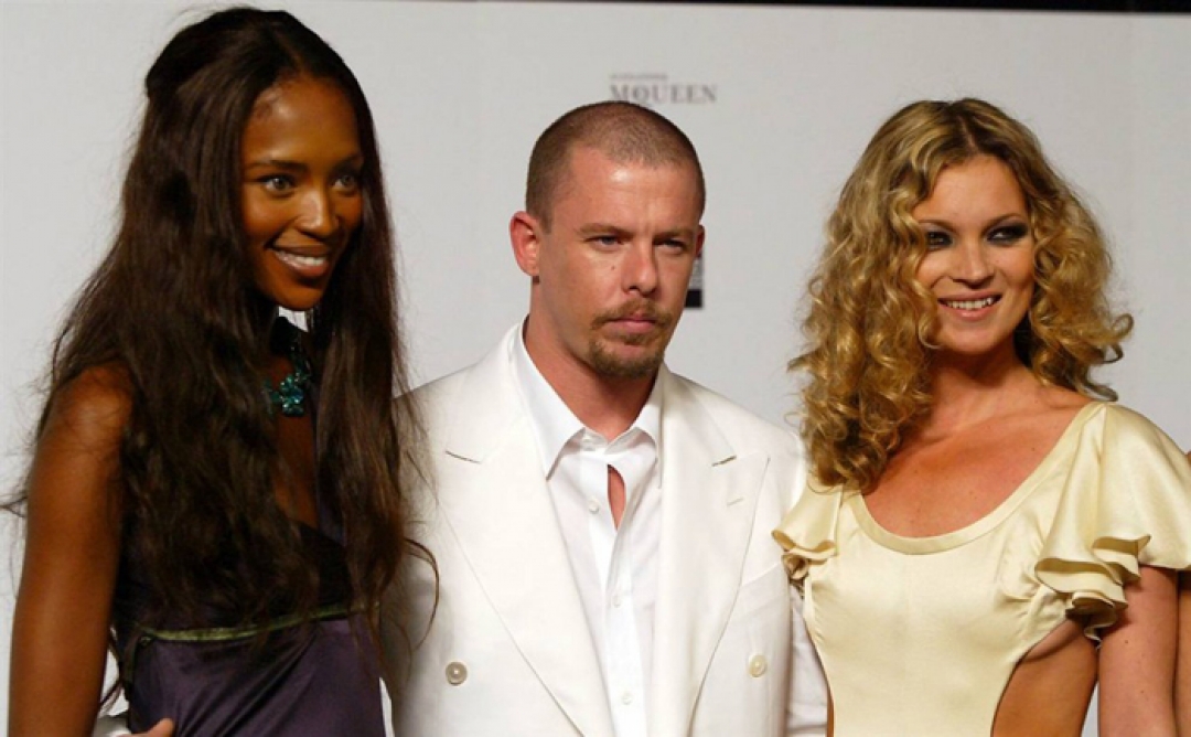 Наоми Кэмпбелл, Александр Маккуин и Кейт Мосс