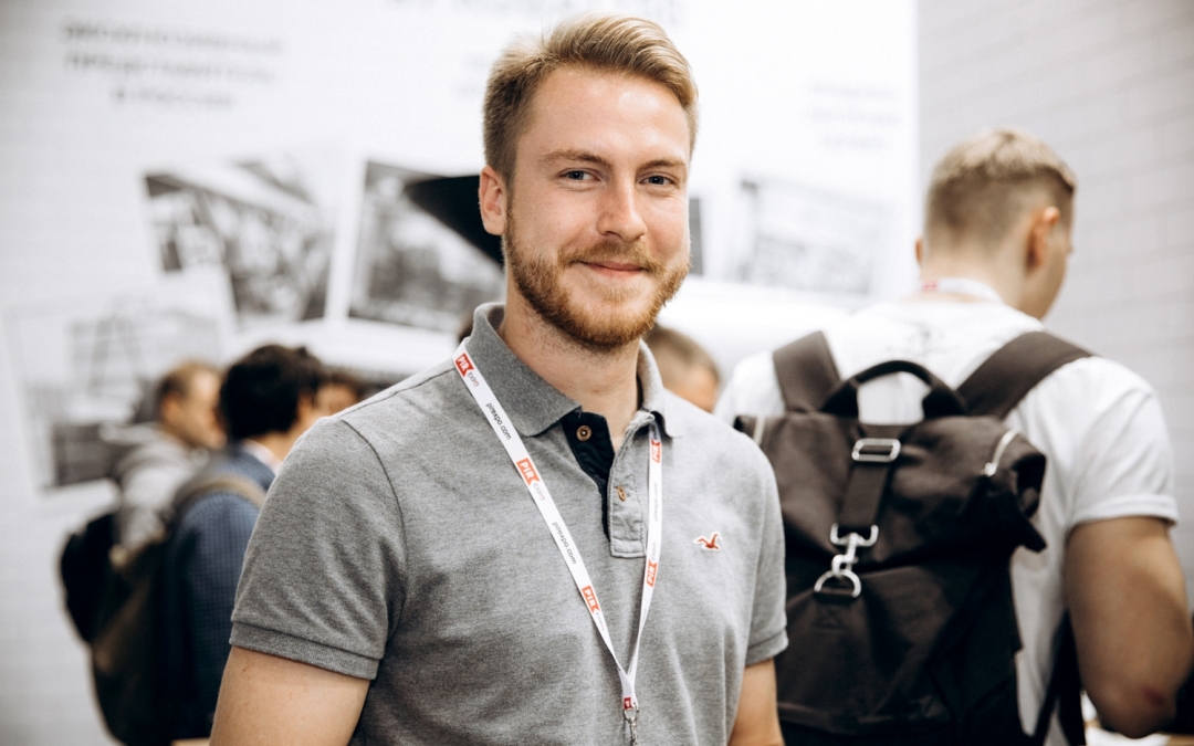 Василий Ладыгин — совладелец кофейни Mad Espresso Team, номинированной на премию «Что где есть в Петербурге», победитель и судья всех важных конкурсов
