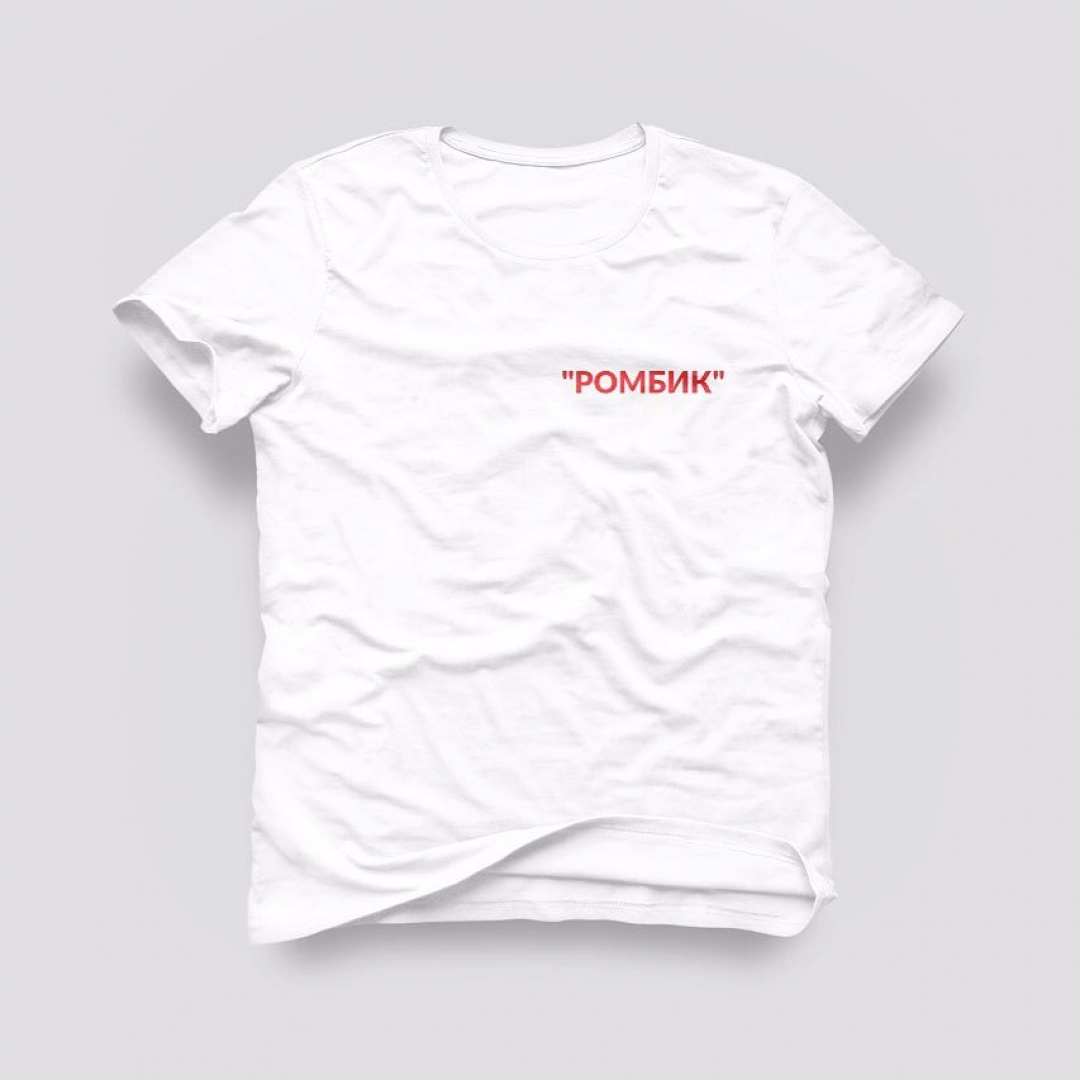 Футболка к символом «Спартака»