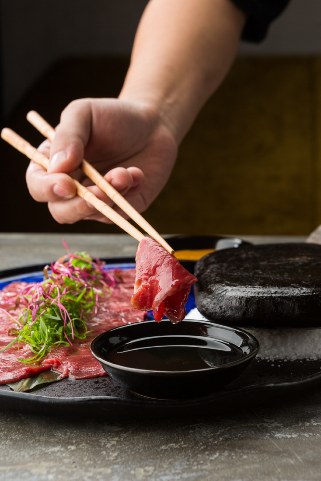 Говядина на речном камне, 650 руб.