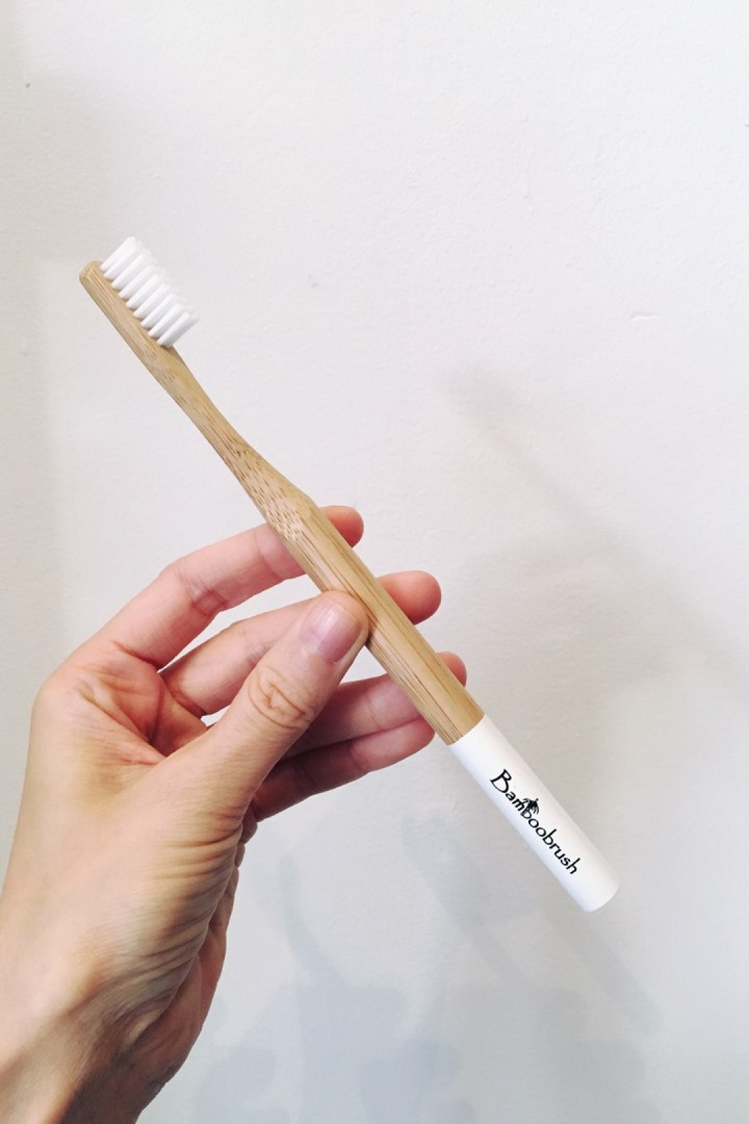 Зубная щетка из бамбука Noplasticitsfantastic