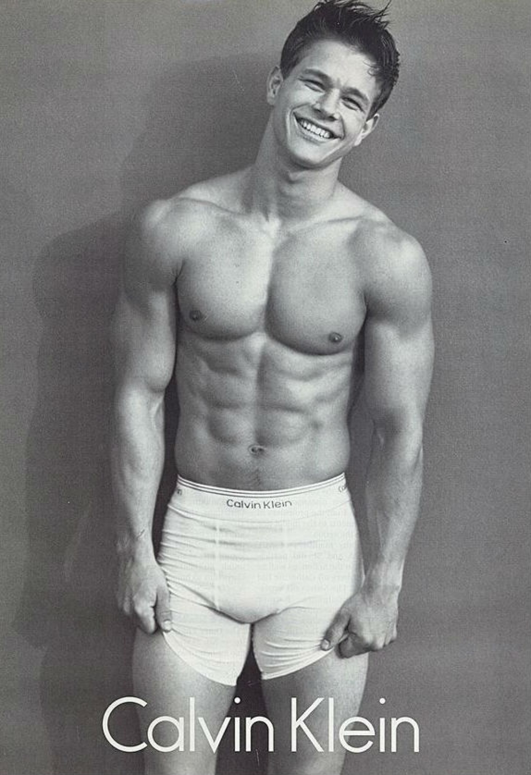 Марк Уолберг в рекламе нижнего белья Calvin Klein