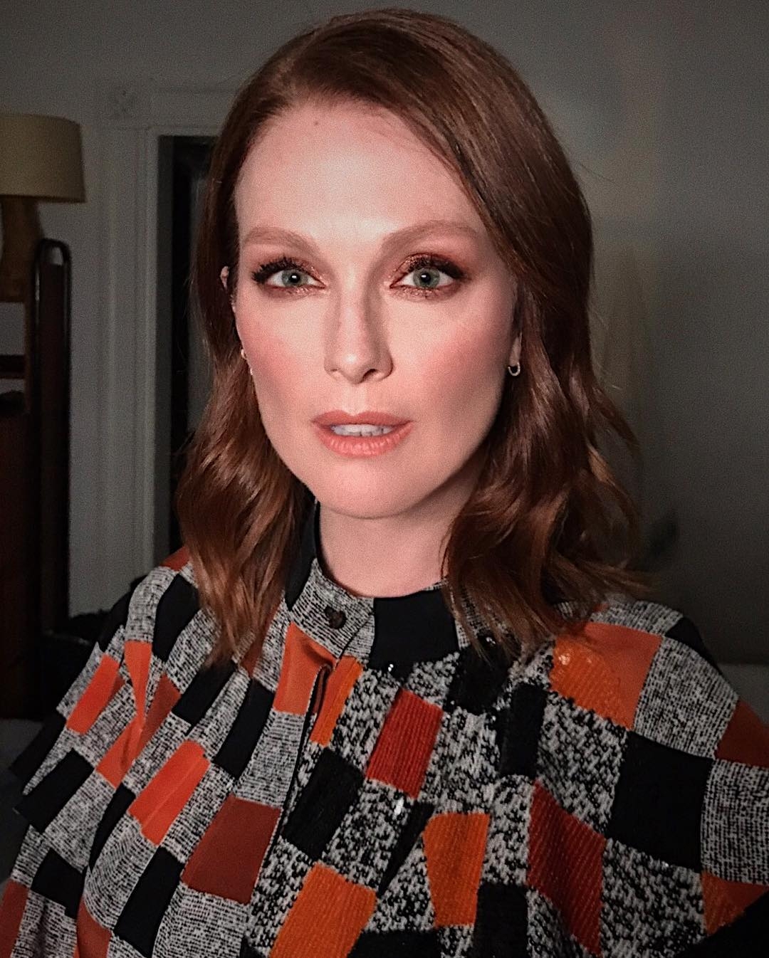 Джулианна Мур с макияжем от Ханга Ваннго