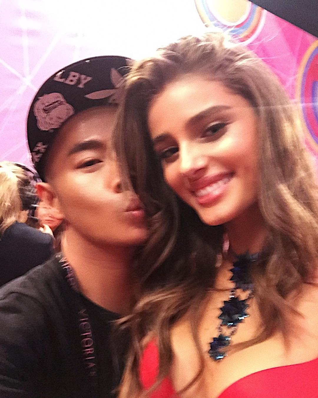 Ханг Ваннго и Тейлор Хилл