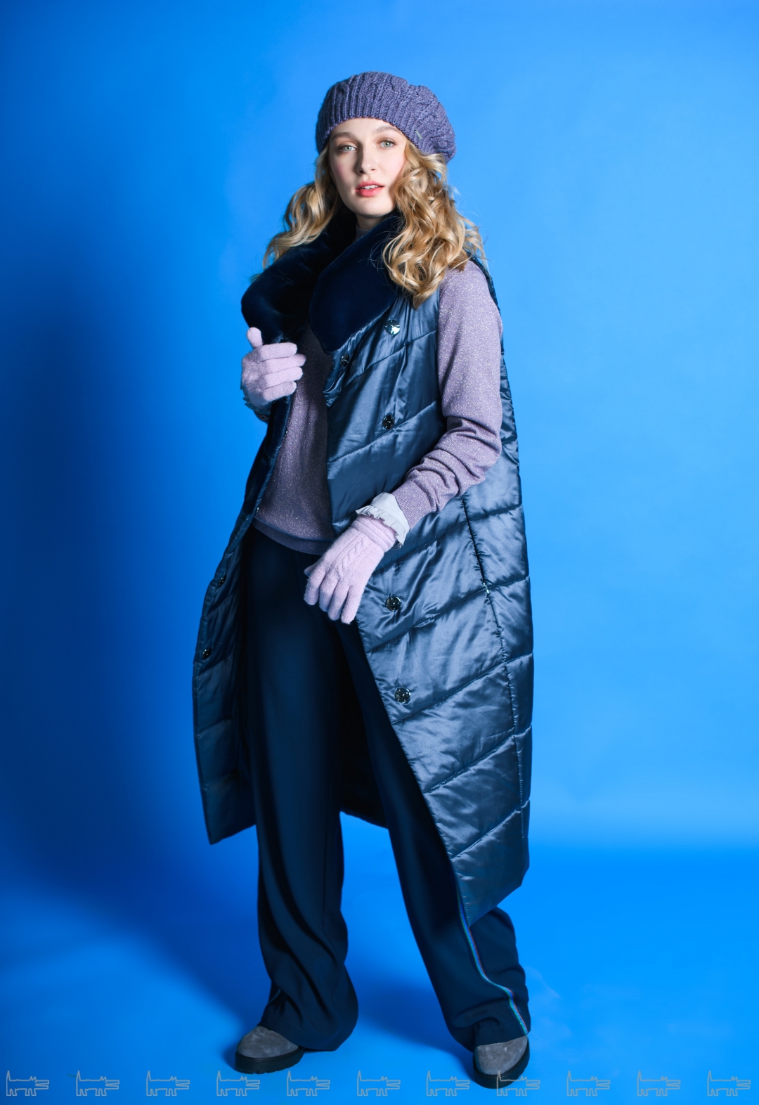 «Вариант для загородных уютных вечеринок или посиделок в гостях. Тот случай, когда в одном образе дружат "удобно и красиво"». Блузка, 4 200 руб