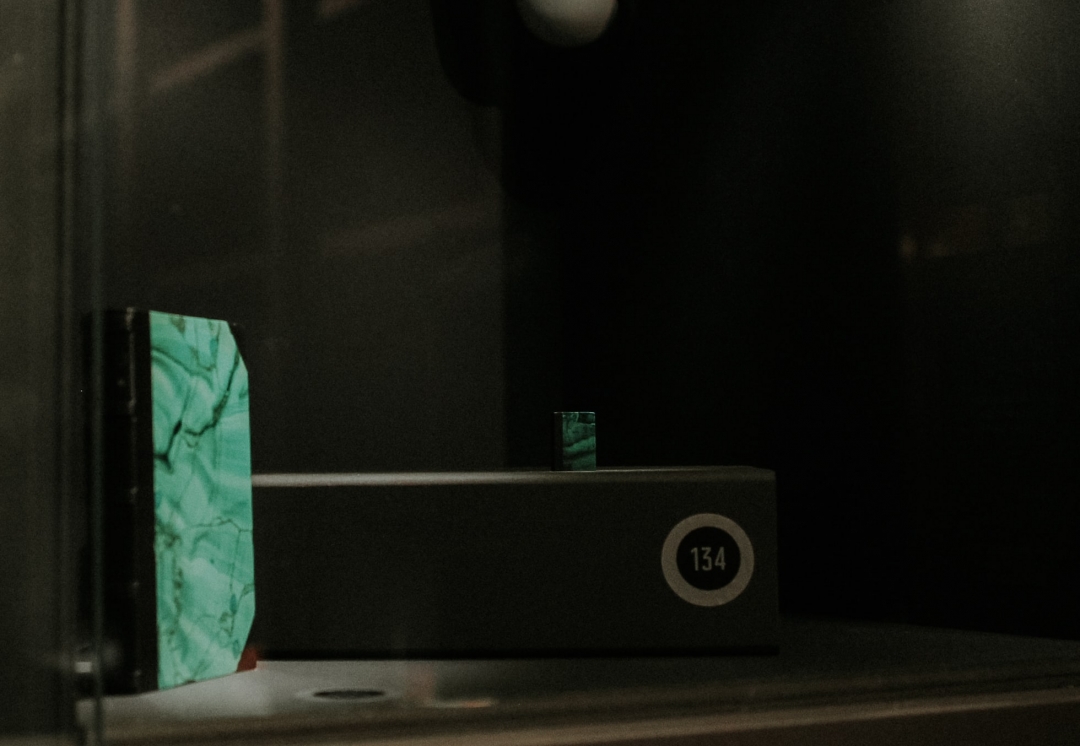 Миниатюрная книга. Мрамор, малахит, мозаика. Санкт Петербург, 1830-40 гг.