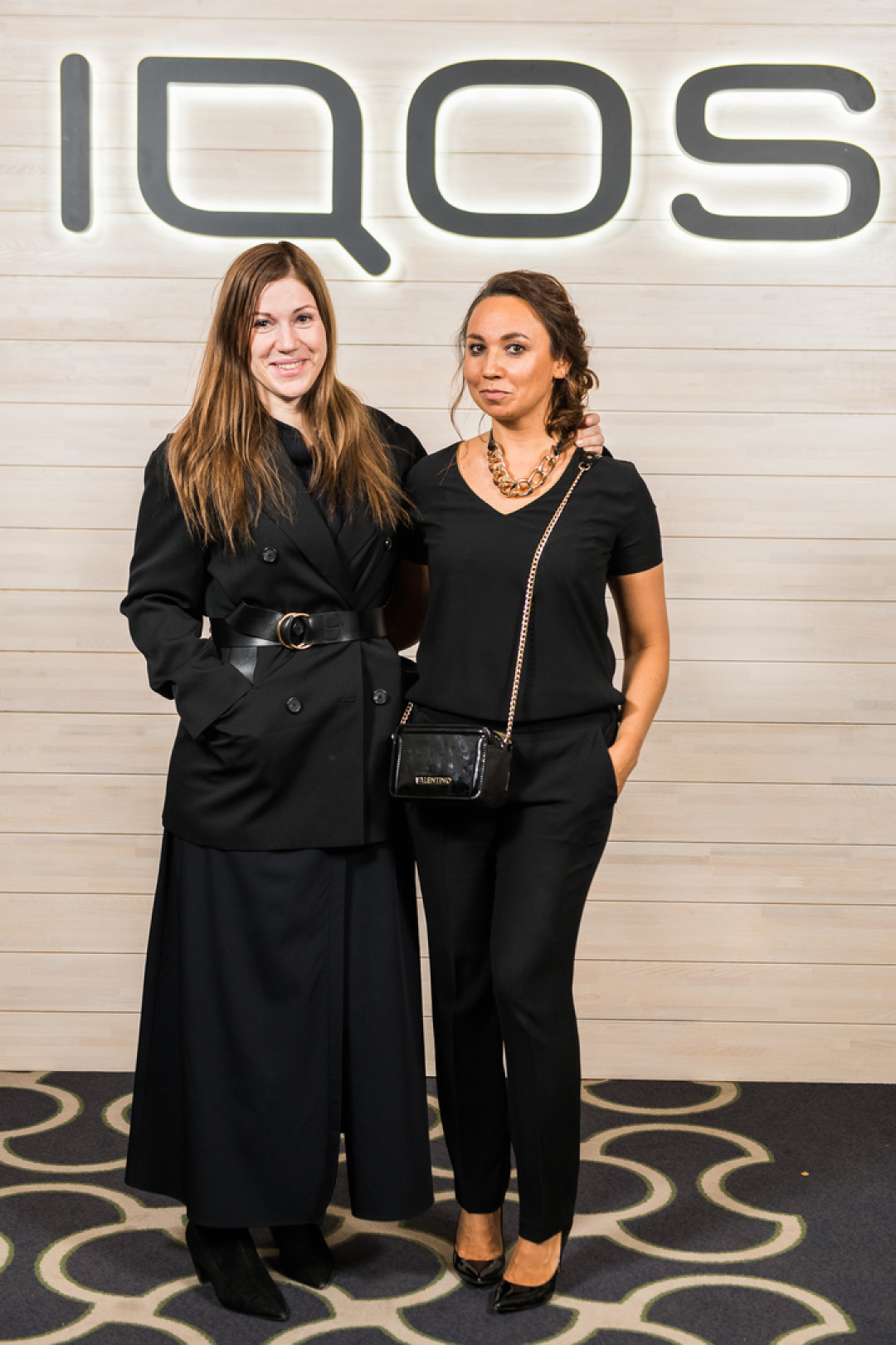 Яна Милорадовская, Элиза Савасина