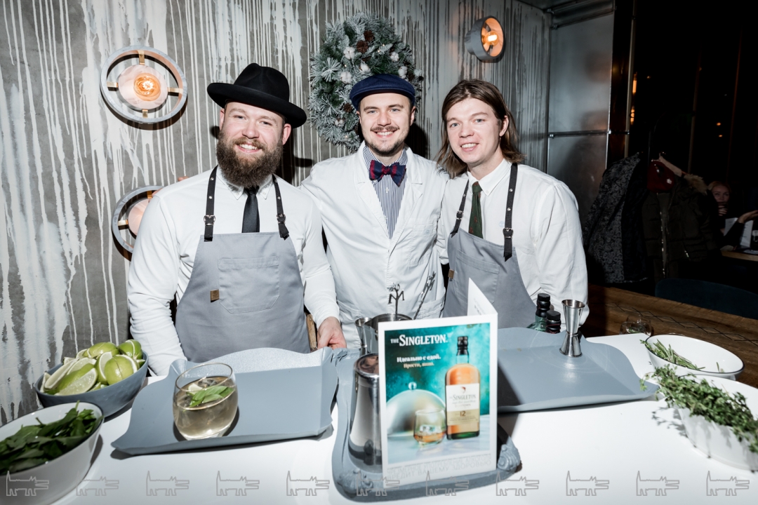 Игорь Зернов, Артем Моисеев