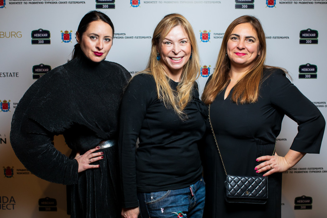 Ульяна Триска, Марианна Ньюман