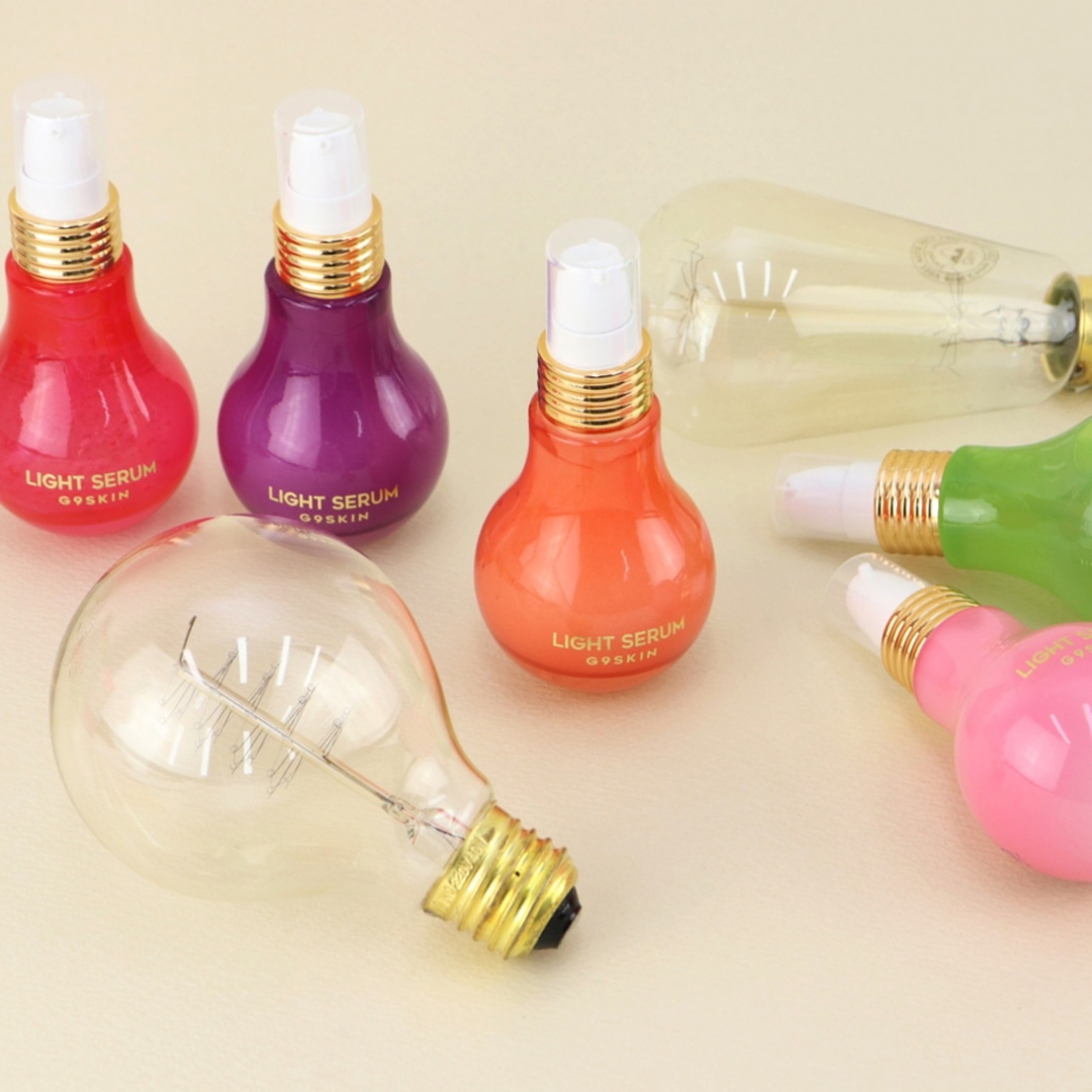 Легкие сыворотки быстро проникают в кожу, питают ее и увлажняют. Настоящий витаминный энерджайзер для лица.