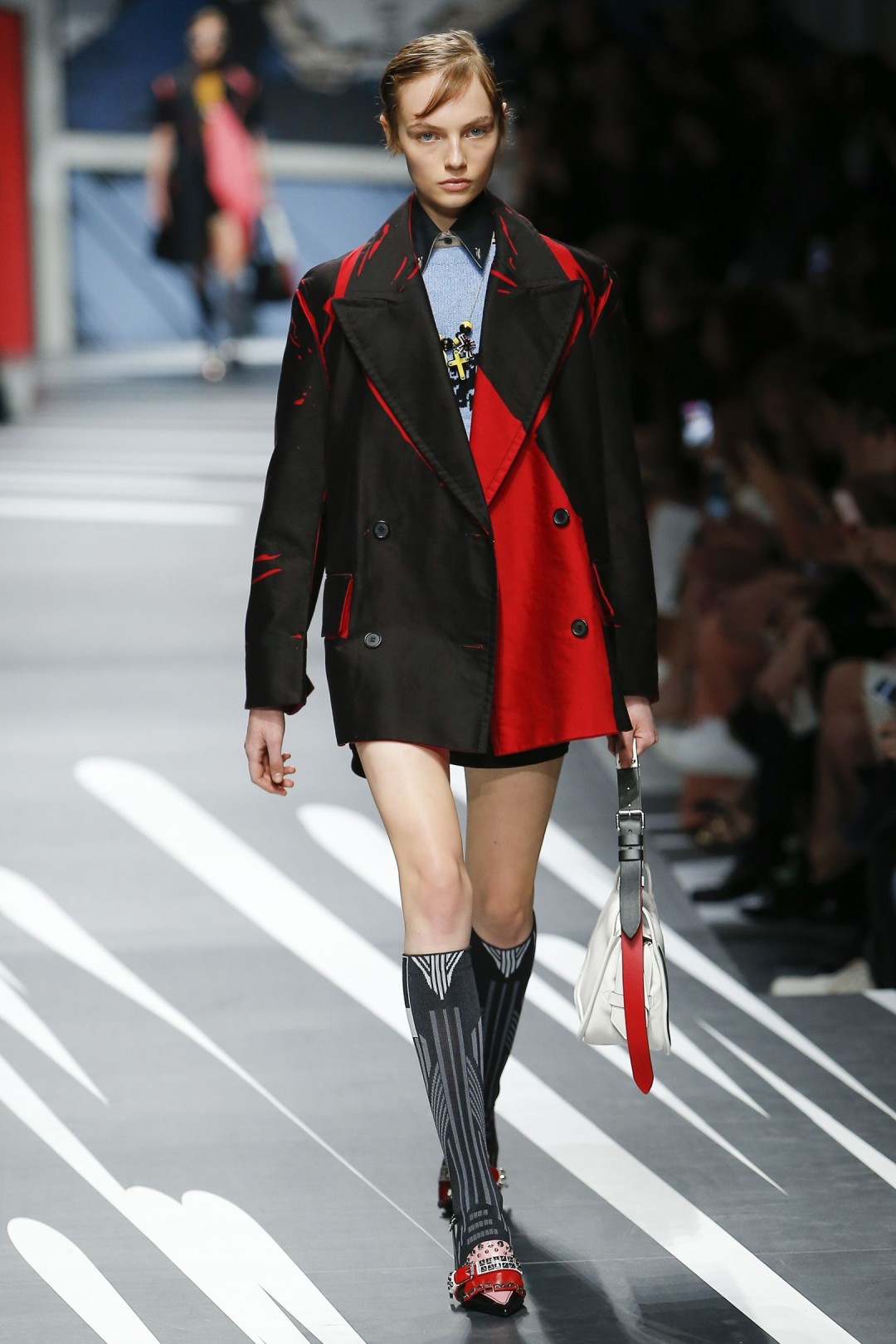 Фран Саммерс на показе коллекции Prada, весна-лето 2018