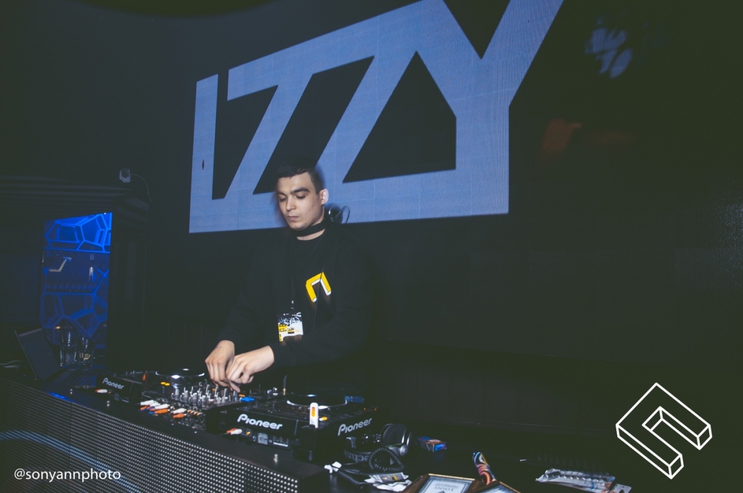 Игнат Жилин (Dj IZZY)