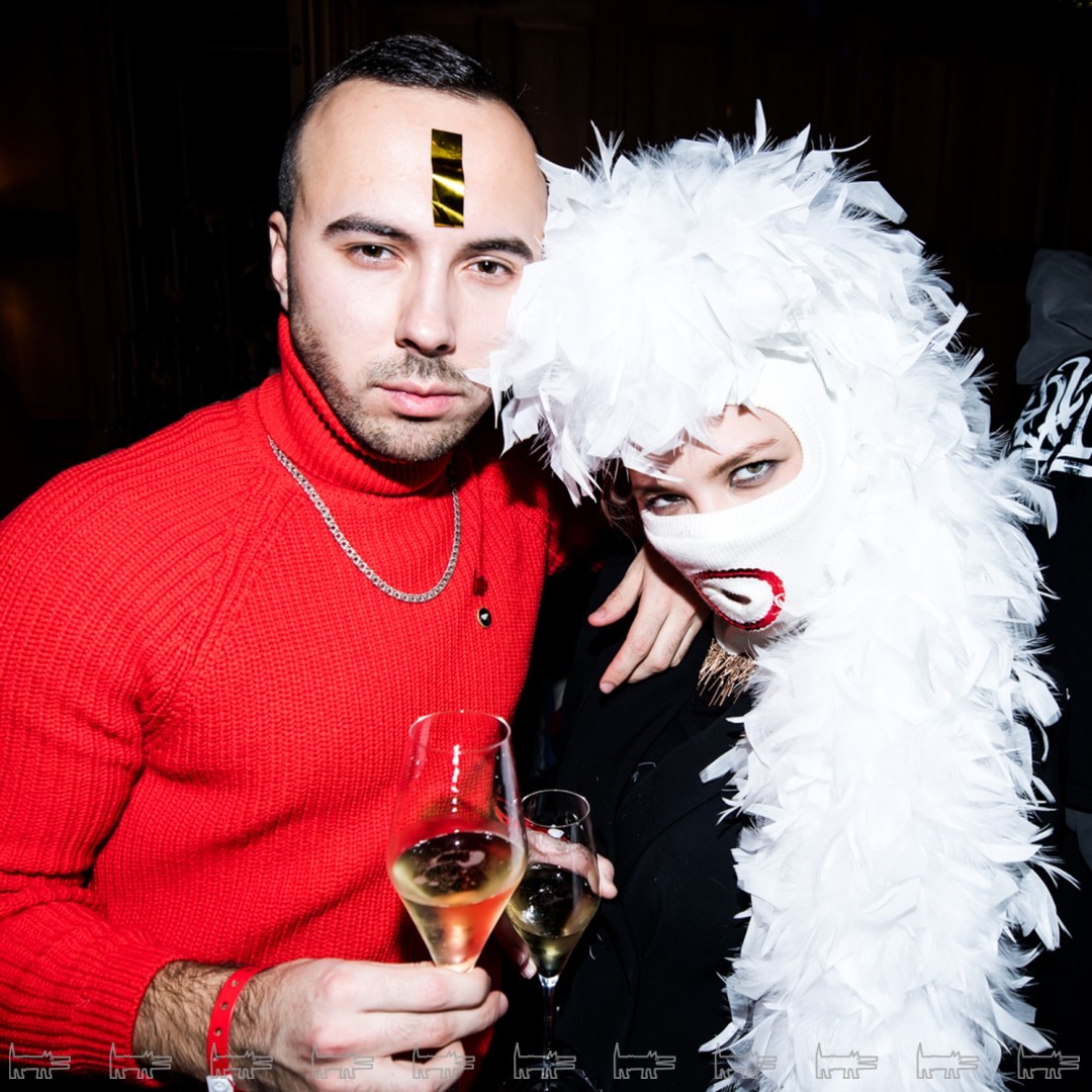 Алина Есенина. Евгений Петров