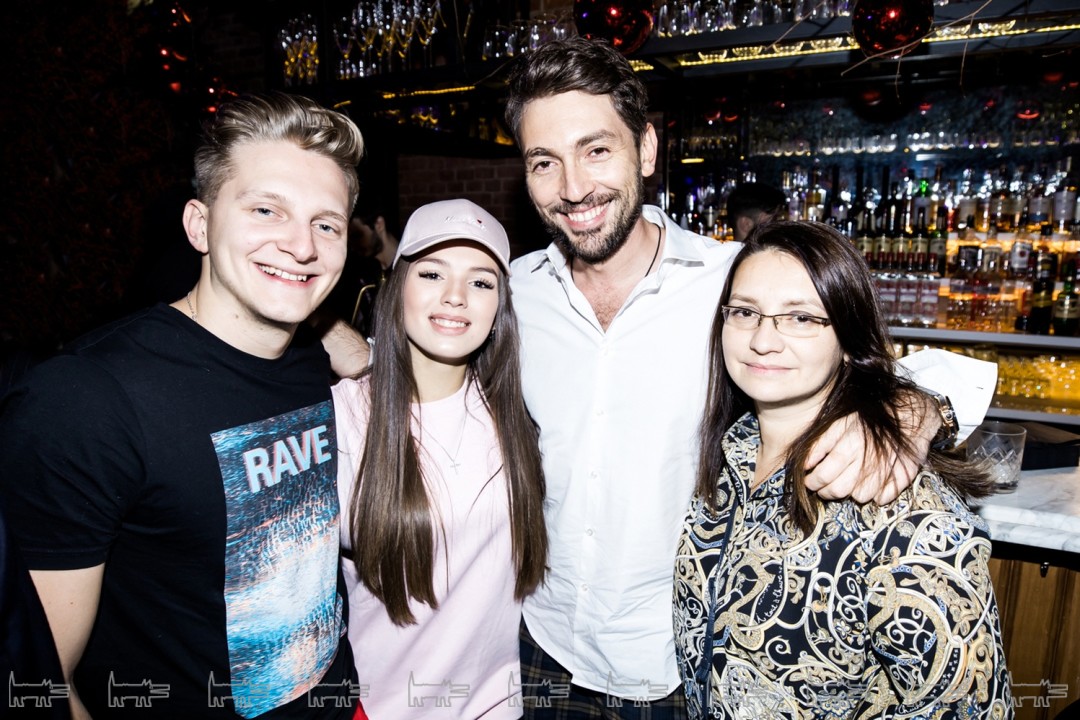 Андрей Резников. Константин Сидорков, Люся Чеботина, Анна Чеботина