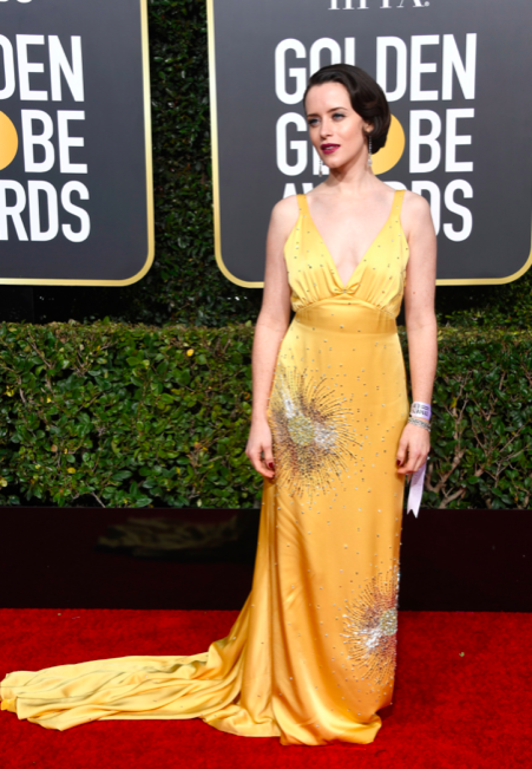 Клэр Фой (Miu Miu)