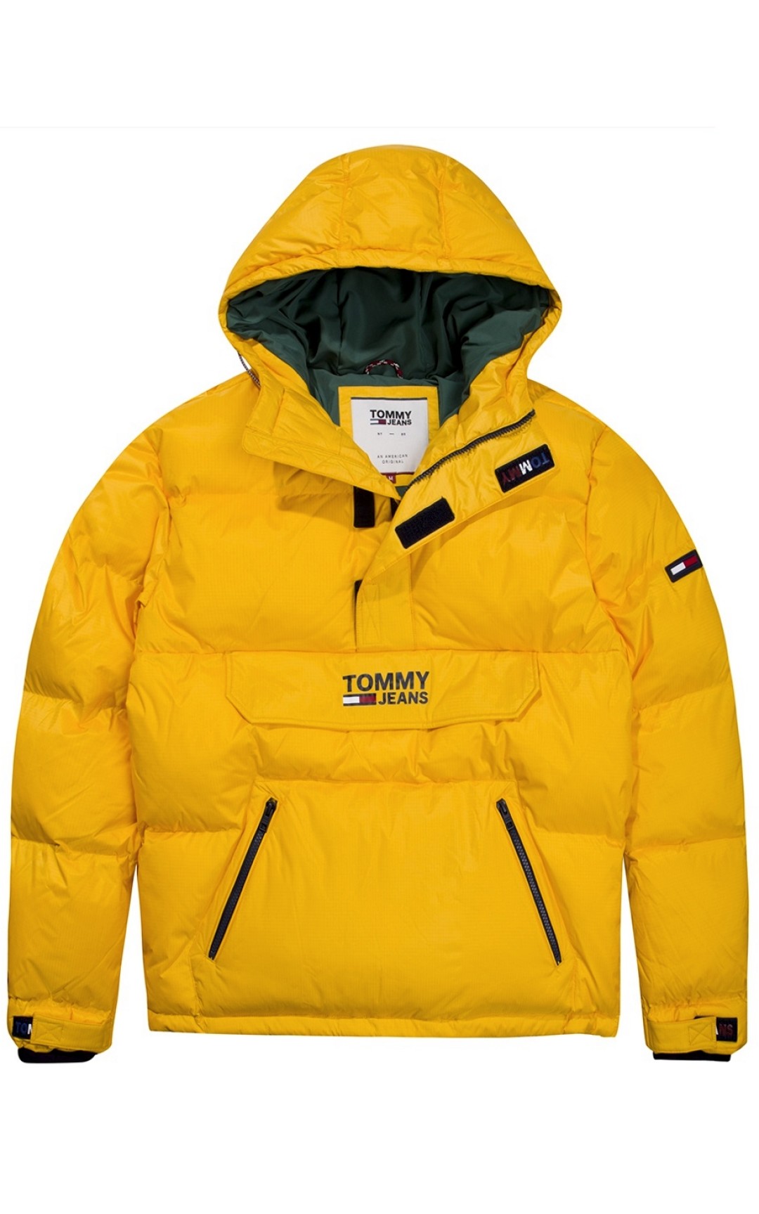 Мужская куртка Tommy Jeans, 20 990 рублей (Tommy Hilfiger)