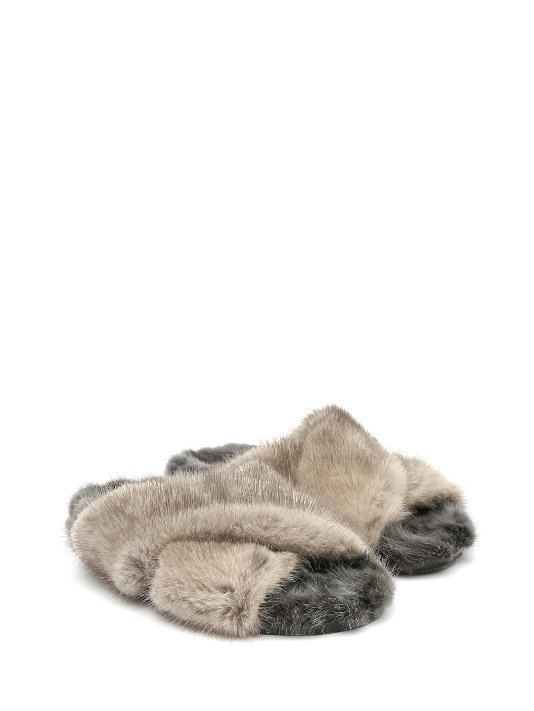 Женские норковые тапки Weekend Max Mara, 29 100 рублей (Max Mara)